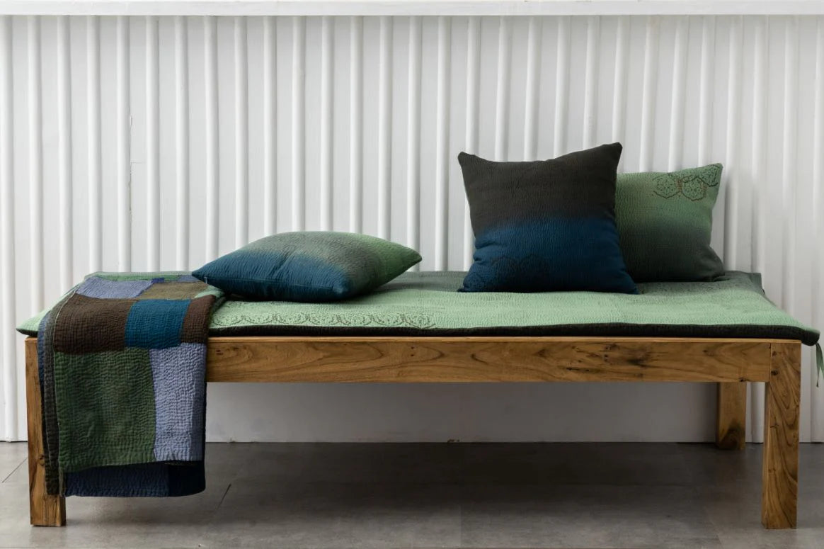 Vintage Fray Patch & Ombre Kantha Day Bed Mattress Cover - Avocado