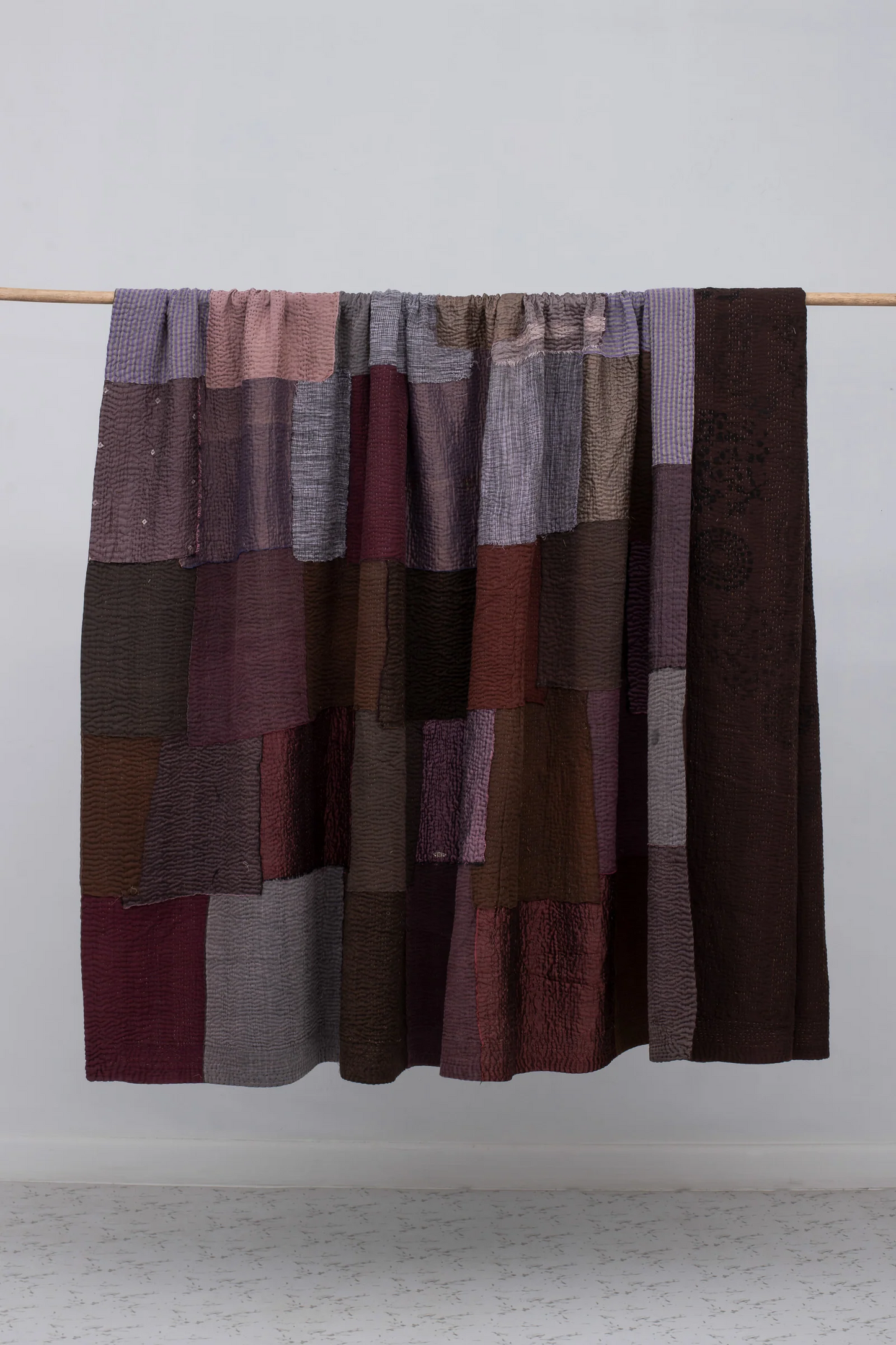 Vintage Fray Patch & Ombre Kantha Throw -Chocolate -